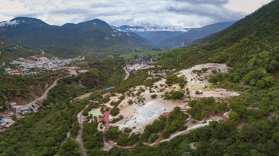 Baishuitai (白水台)