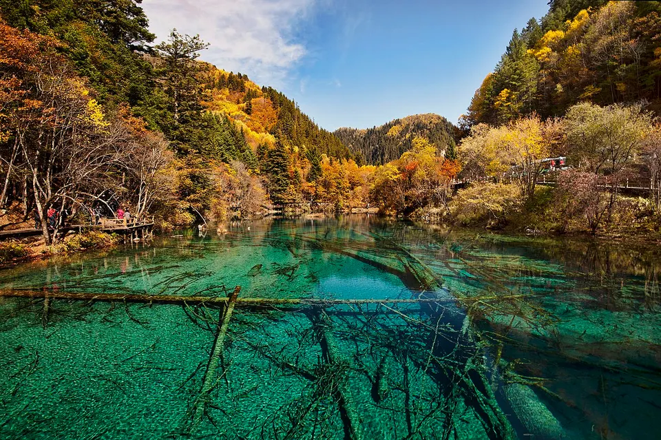 Jiuzhaigou Valley (九寨沟)