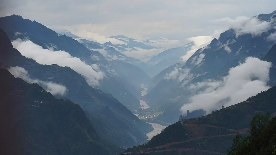 Nujiang Grand Canyon & Bingzhongluo (怒江大峡谷与丙中洛)