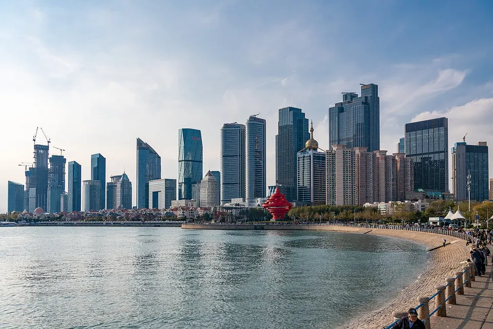 Qingdao Old Town & Seafront (青岛)