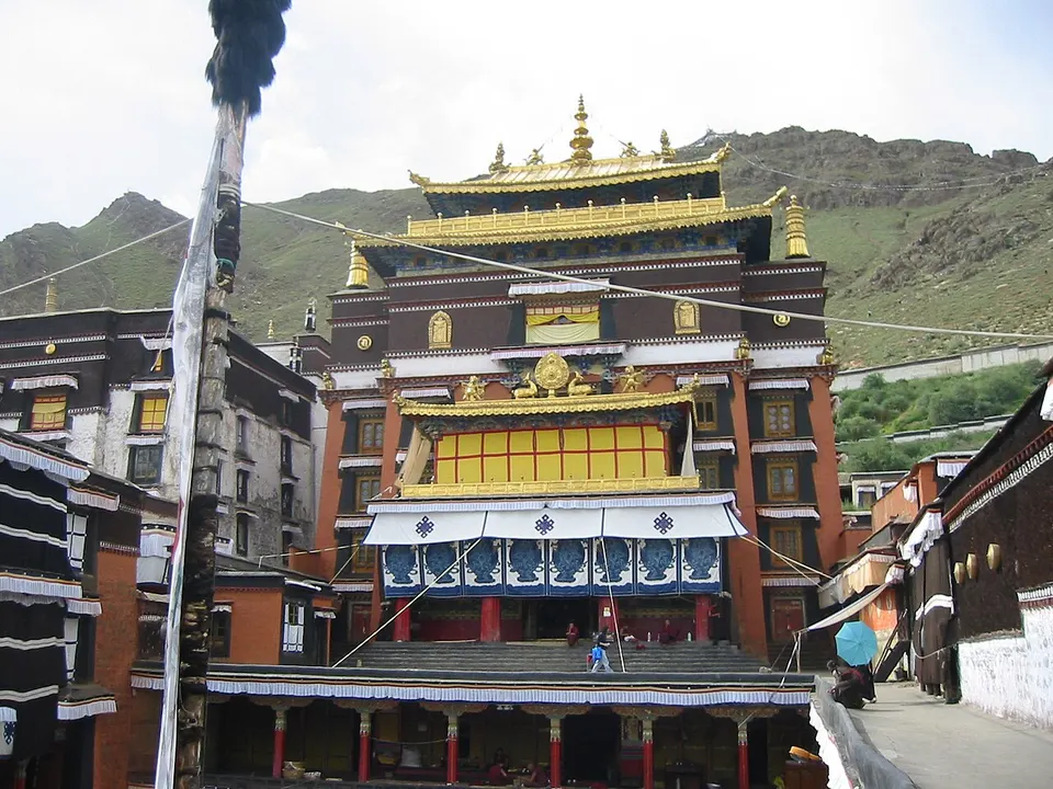 Tashilhunpo Monastery (扎什伦布寺)