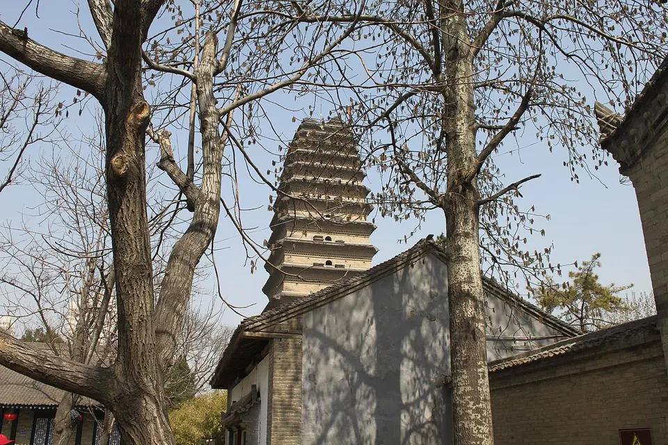 Small Wild Goose Pagoda (小雁塔)