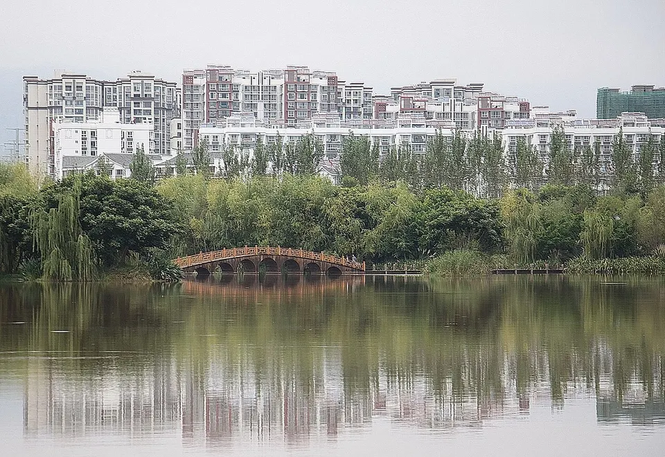 Xichang & Qionghai Lake (西昌与邛海)