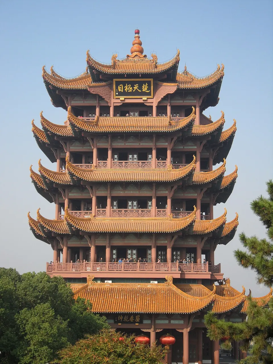 Yellow Crane Tower (黄鹤楼)