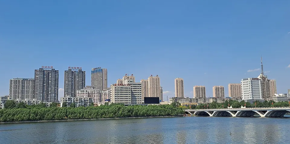 Fushun (抚顺)