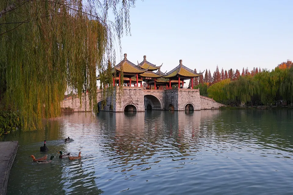 Yangzhou (扬州)