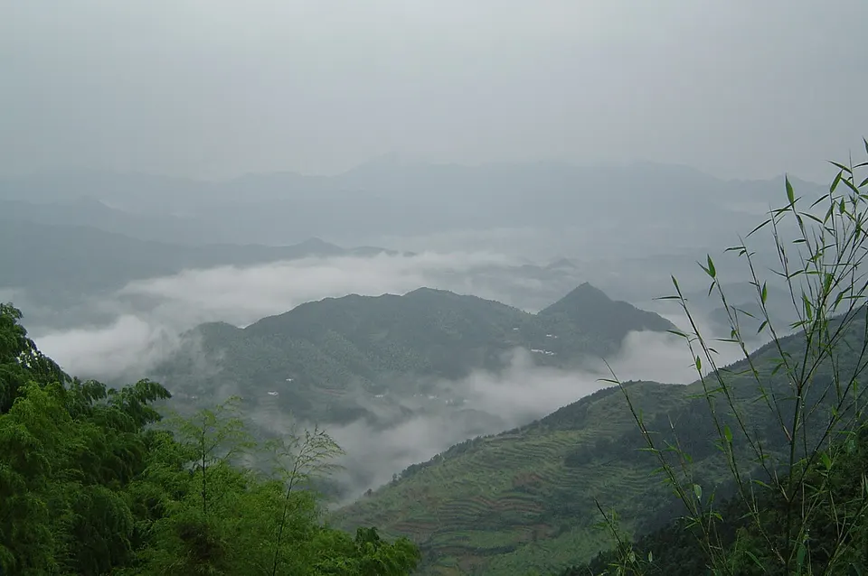Chizhou (池州)