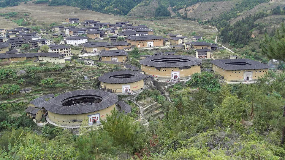 Longyan (龙岩)