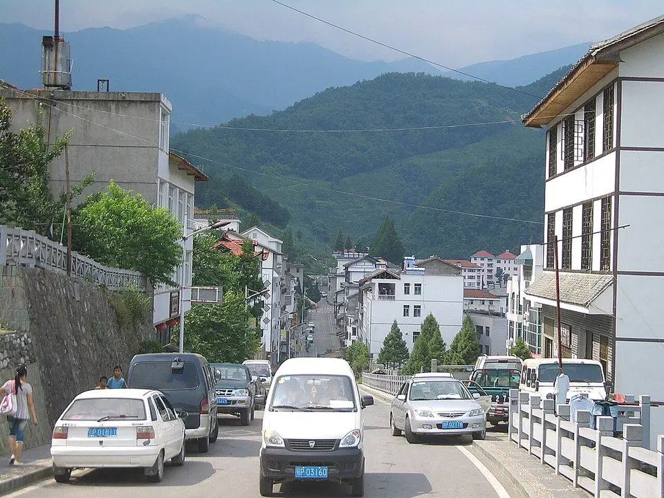 Shennongjia (神农架)