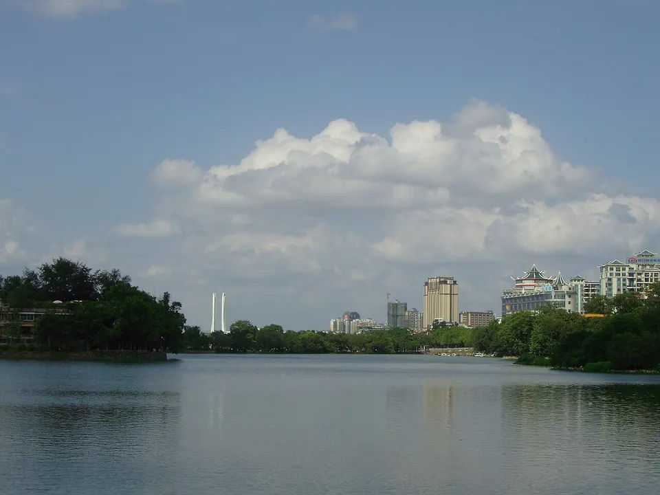 Huizhou (惠州)