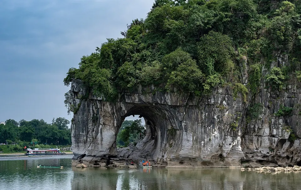 Guilin (桂林)