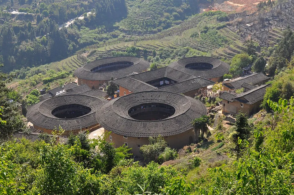Fujian (福建)