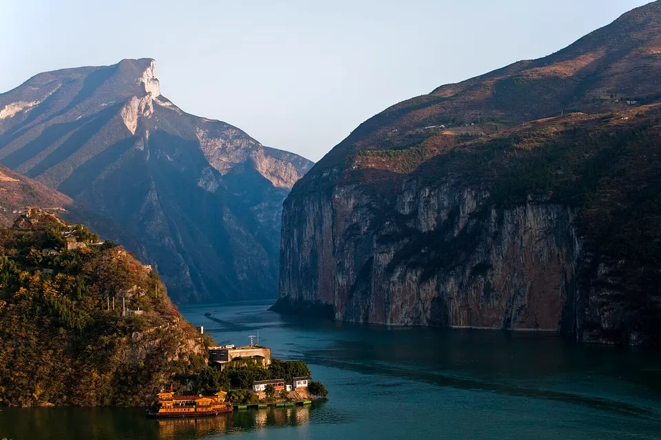 Hubei (湖北)