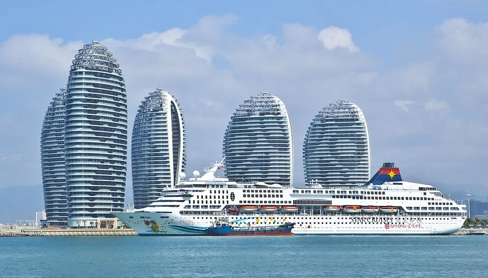 Hainan (海南)