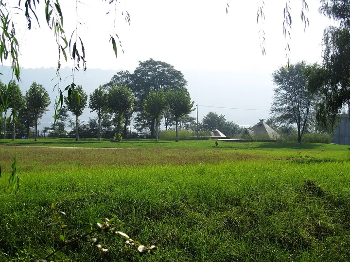 Beishouling Neolithic Site (北首岭遗址)