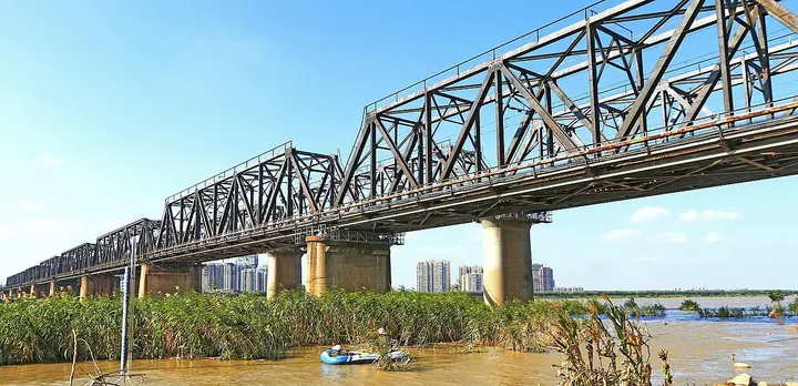 Old Bengbu Huai River Railway Bridge (蚌埠淮河铁路老桥)