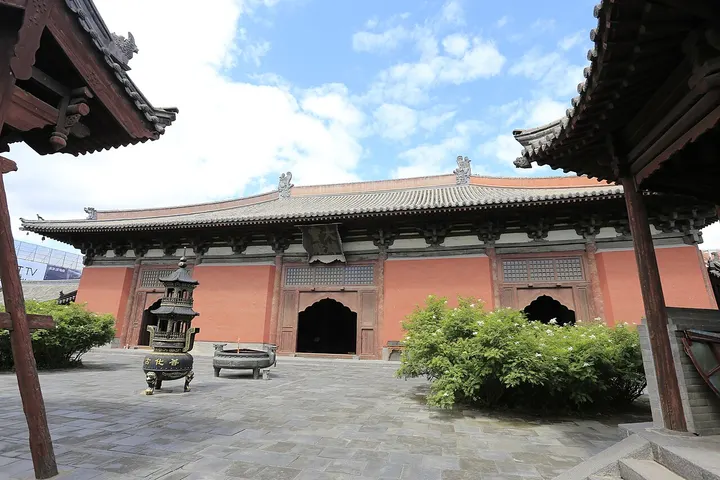 Shanhua Temple (善化寺)