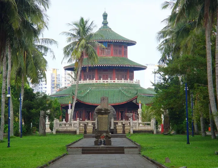 Tomb of Hai Rui (海瑞墓)