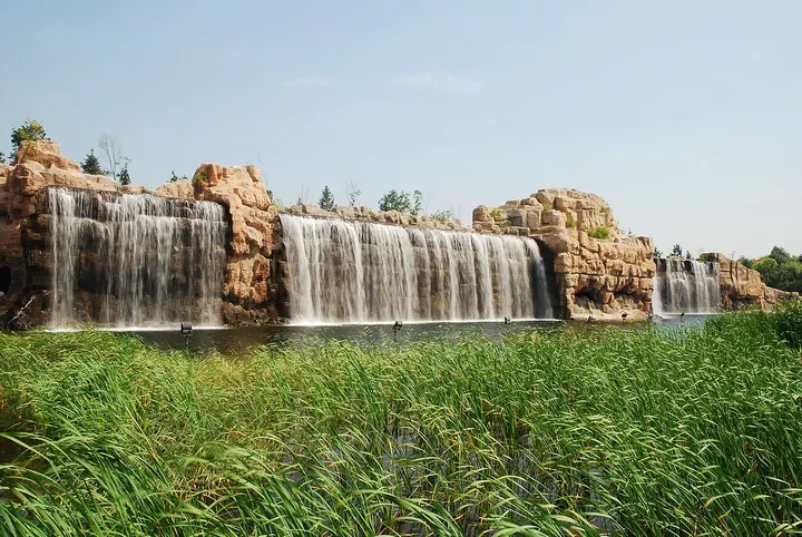 Sun Island Scenic Area (太阳岛)