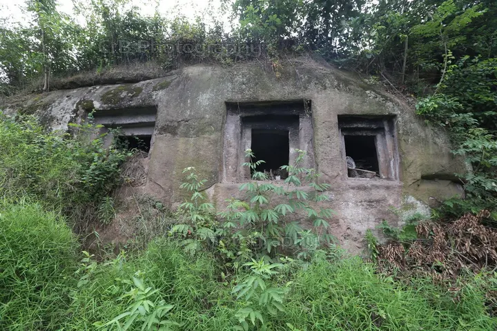 Hejiang Han Stone Coffin Museum (合江汉代画像石棺博物馆)