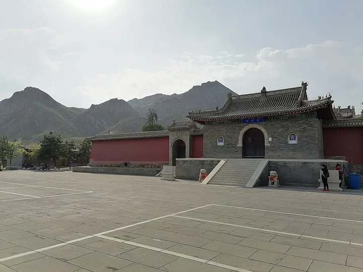 Wusutu Zhao Monastery (乌素图召)