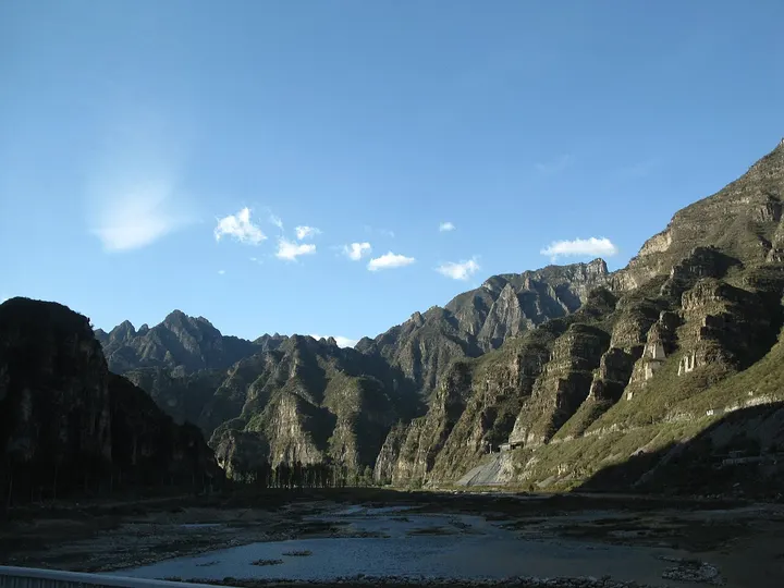 Yesanpo National Park (野三坡)