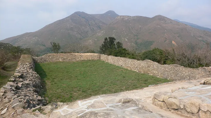 Fan Lau Fort (分流炮台)