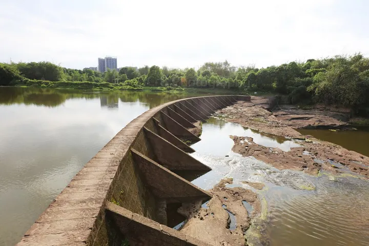 Dongwo Hydropower Station (洞窝水电站)