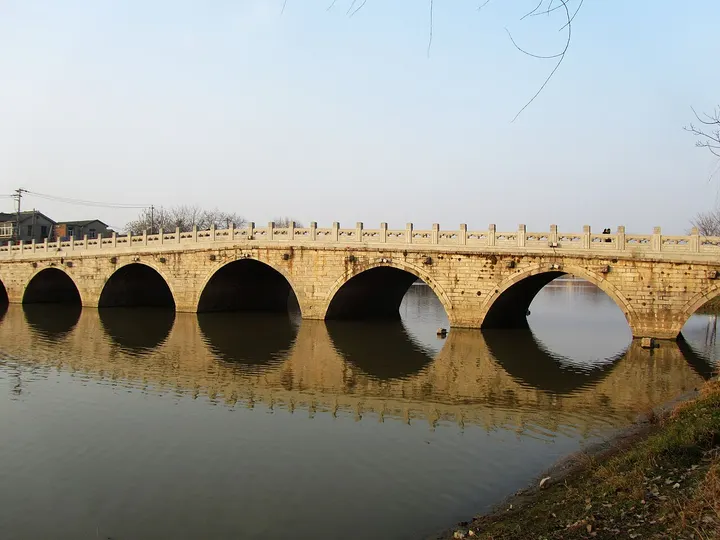Qiqiaoweng Bridge (七桥瓮)
