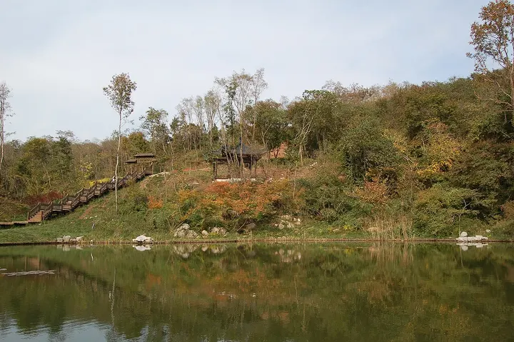Qixia Mountain & Qixia Temple (栖霞山·栖霞寺)