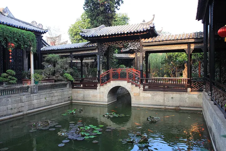 Yuyin Shanfang (Yuyin Garden) (余荫山房)