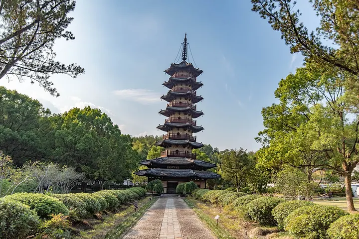 Yanqing Temple Pagoda (松阳延庆寺塔)