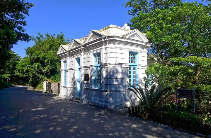 Gate Lodge of the Former Mountain Lodge (旧总督山顶别墅守卫室)