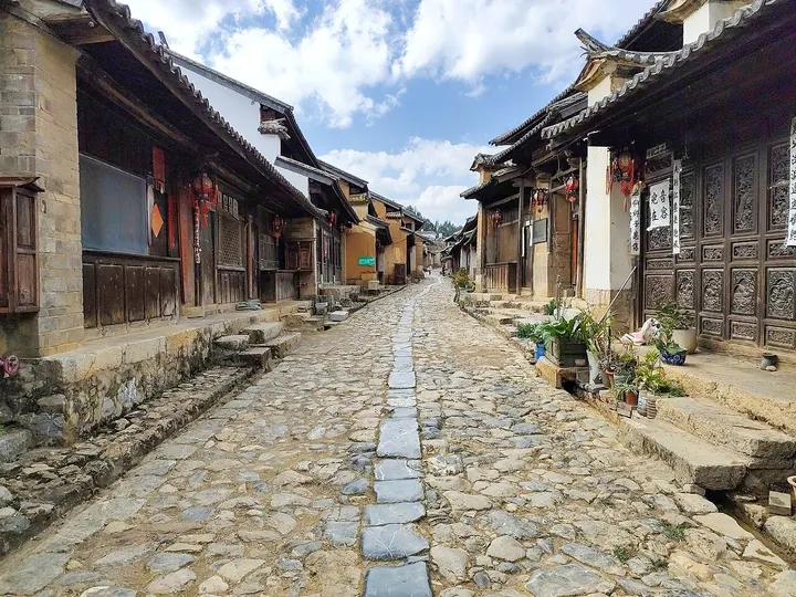 Yunnanyi (云南驿)