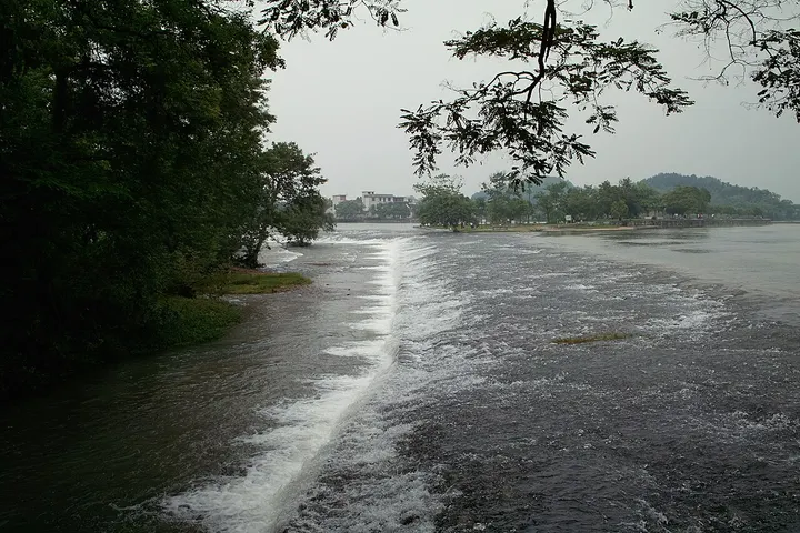 Lingqu Canal (灵渠)