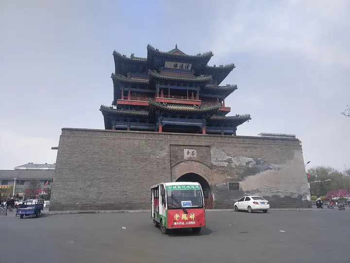 Xuanhua Ancient City (宣化古城)