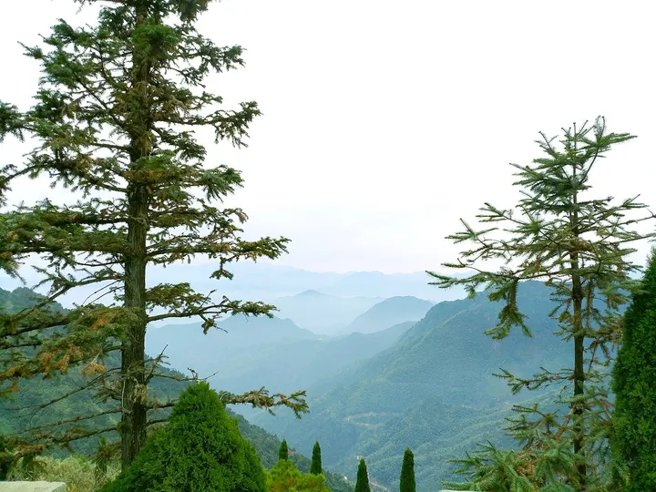Mount Gexian (葛仙山)