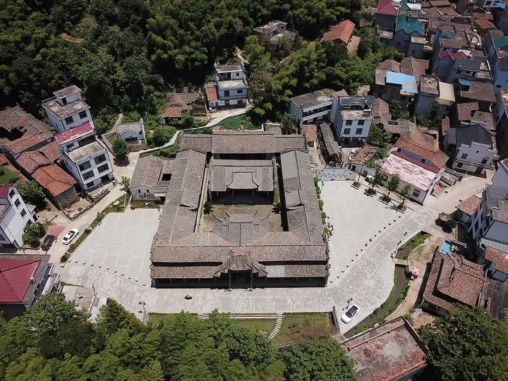 Hu Ancestral Hall, Guanxi (官溪胡氏宗祠)