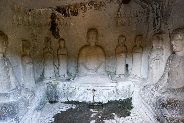 Biluo Temple (碧落寺)